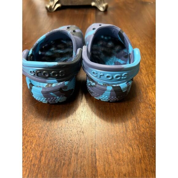 Crocs Blue Tie Dye Clogs Toddler Size 4 - Picture 10 of 12